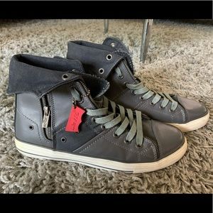 Gray Levi’s High Top Sneakers